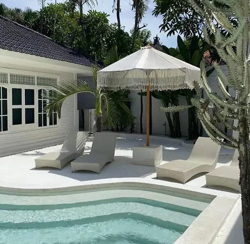 El Nis - - 4 Bedroom - 4 Bathroom - Luxury