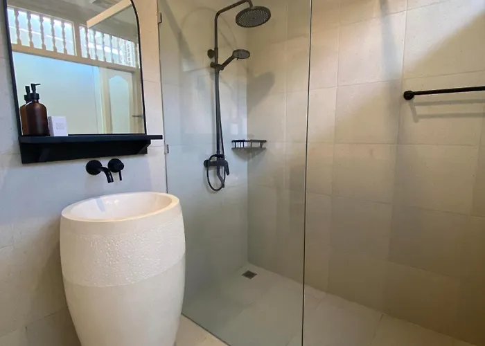 El Nis - - 4 Bedroom - 4 Bathroom - Luxury * Legian (Bali)