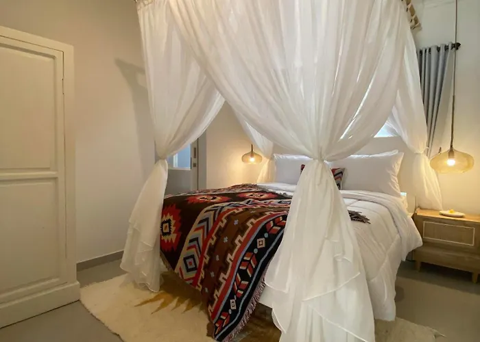 El Nis - - 4 Bedroom - 4 Bathroom - Luxury * Legian (Bali)