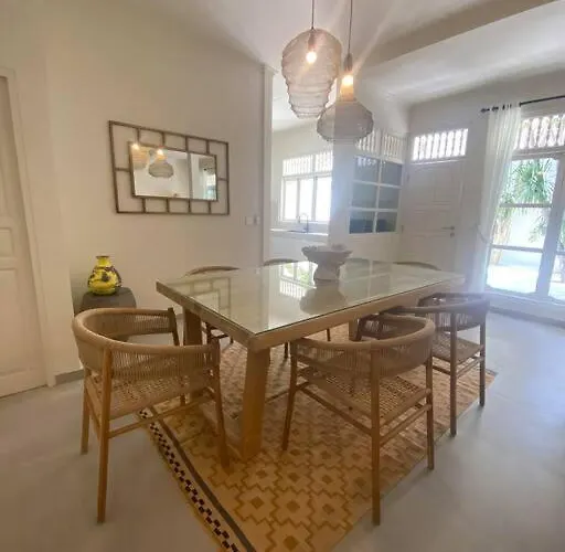El Nis - - 4 Bedroom - 4 Bathroom - Luxury Villa *